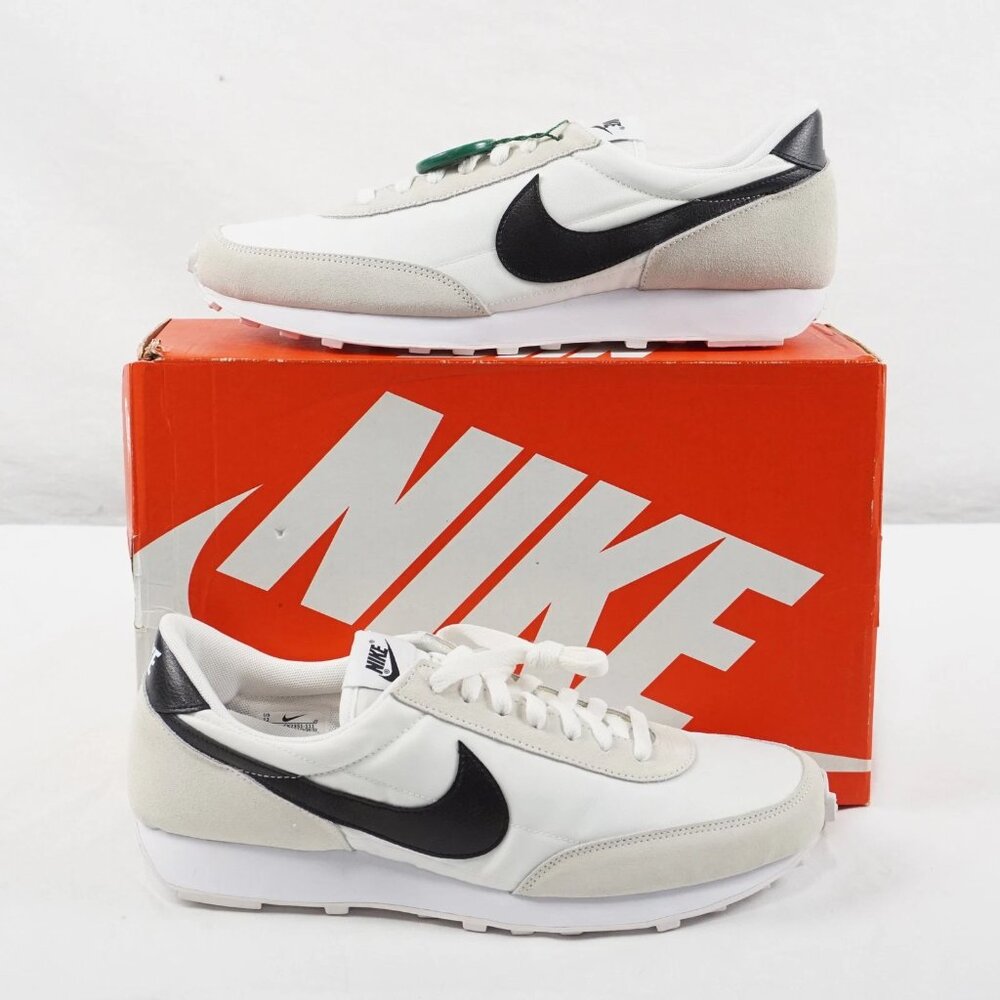 Nike Daybreak Retro Sneakers Shoes In White/Black